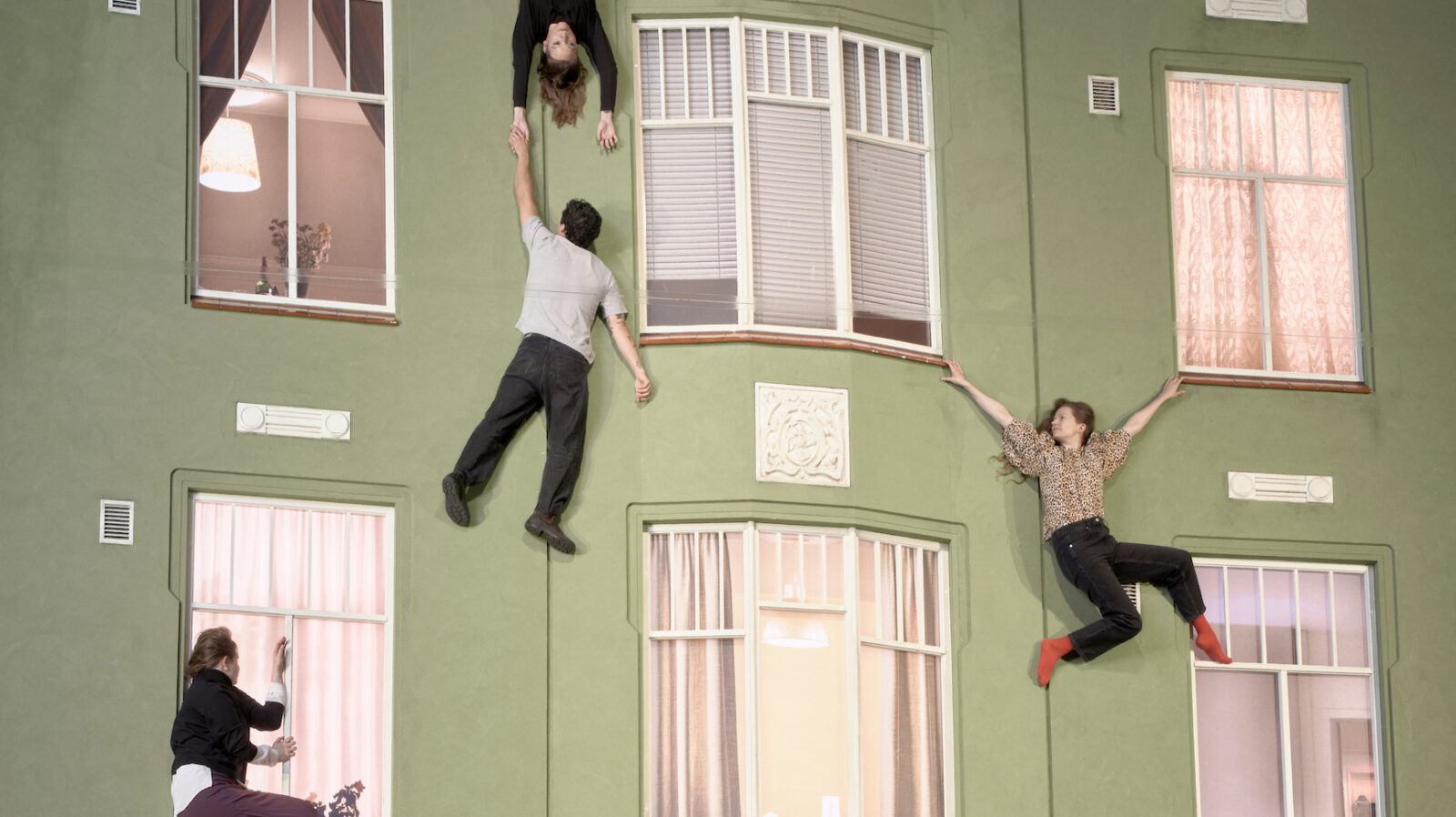 Leandro Erlich, Bâtiment (Rakennus), 2004/2025