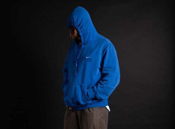 Photo of the artist.