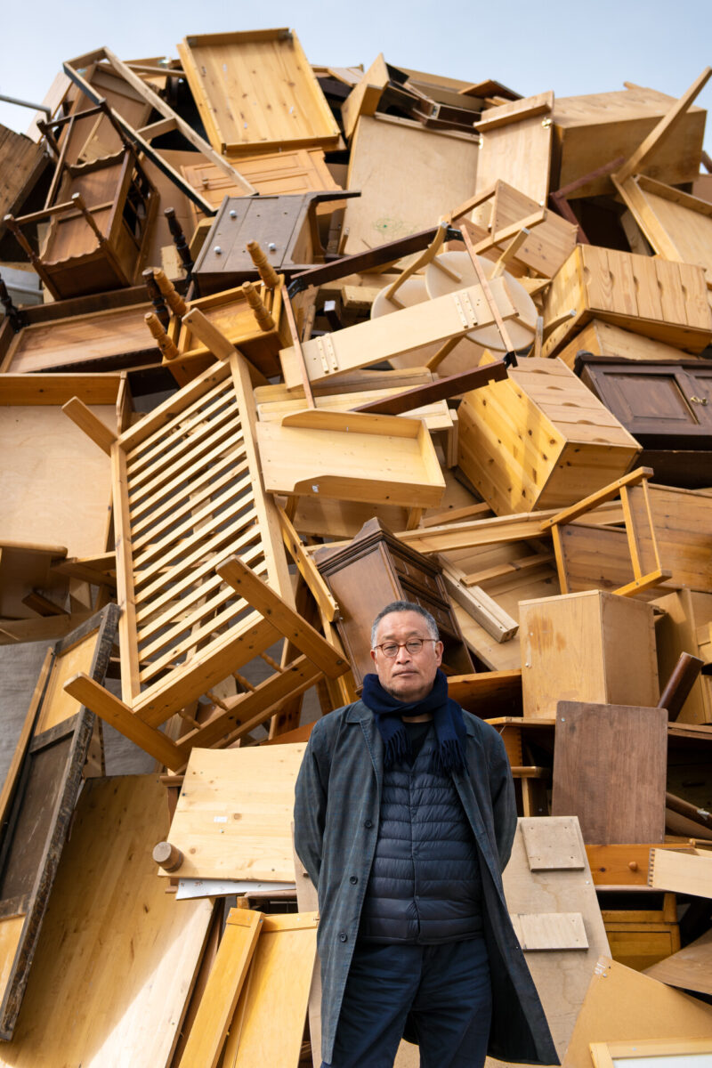 Photo of the artist Tadashi Kawamata.